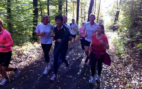 Lauftraining - Waldlaufen in der Gruppe