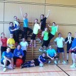 Hallentraining - Gruppenbild auf der Leiter